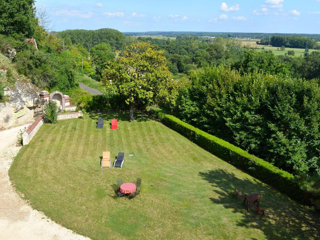 Gites Troglodytes Du Chateau De L'Etoile Vernou-sur-Brenne ภายนอก รูปภาพ